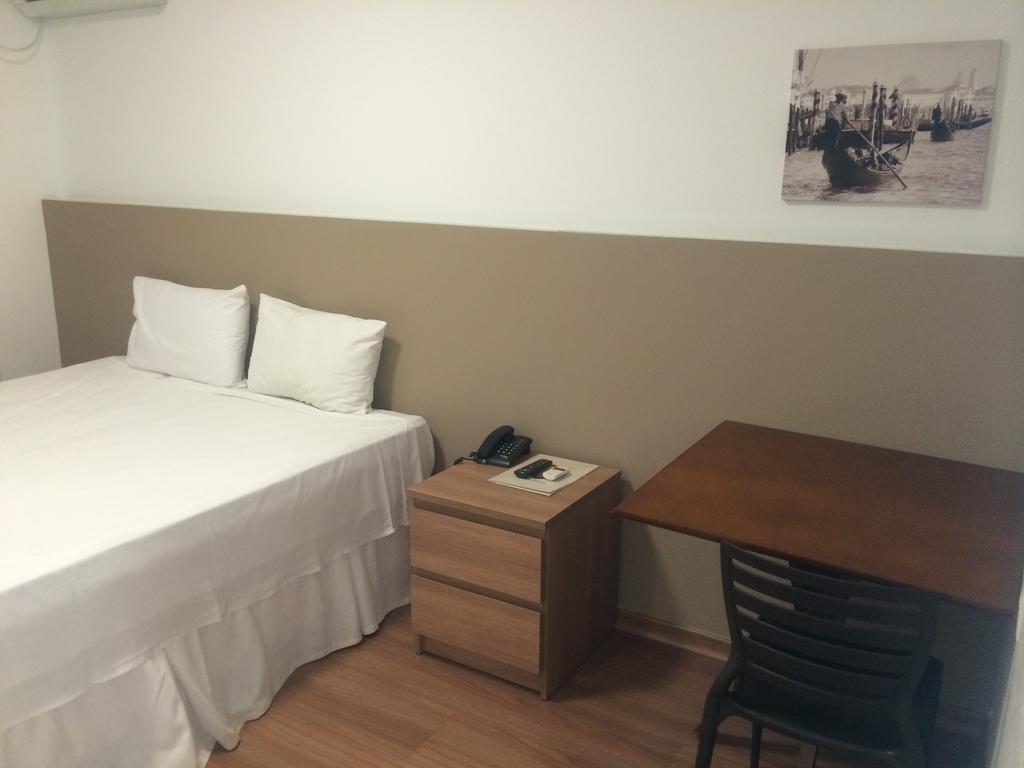 Lord Hotel Aeroporto Confins เวสปาเซียโน ภายนอก รูปภาพ