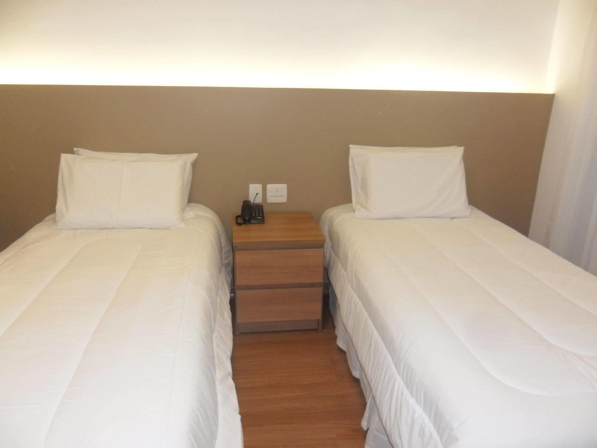 Lord Hotel Aeroporto Confins เวสปาเซียโน ภายนอก รูปภาพ